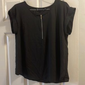 Women’s tops size large color black